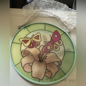 Avon Gift Collections Luminous Sun Catcher Butterfly 2001 with chain. Plastic